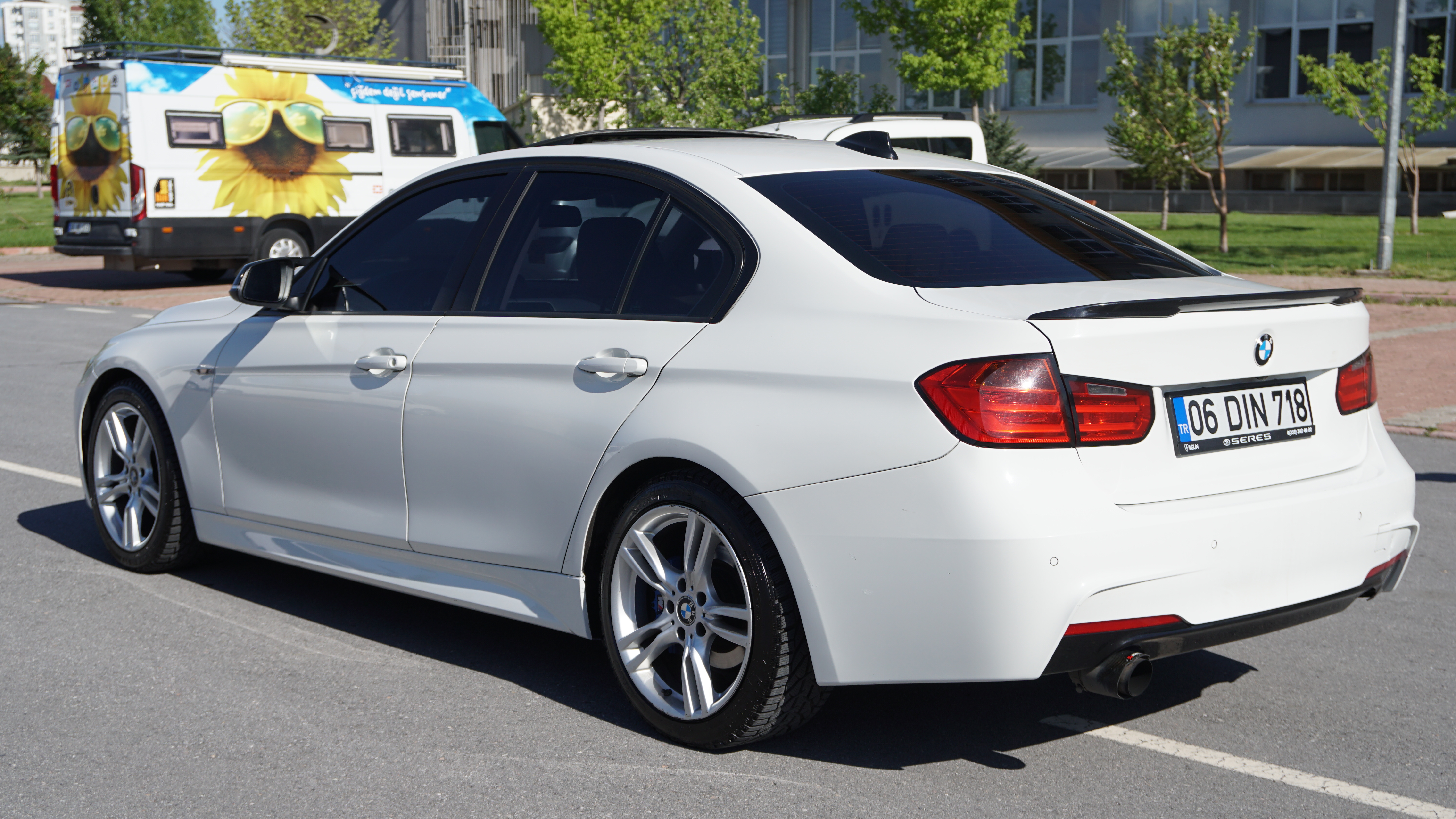BMW — araç fotoğrafı 7